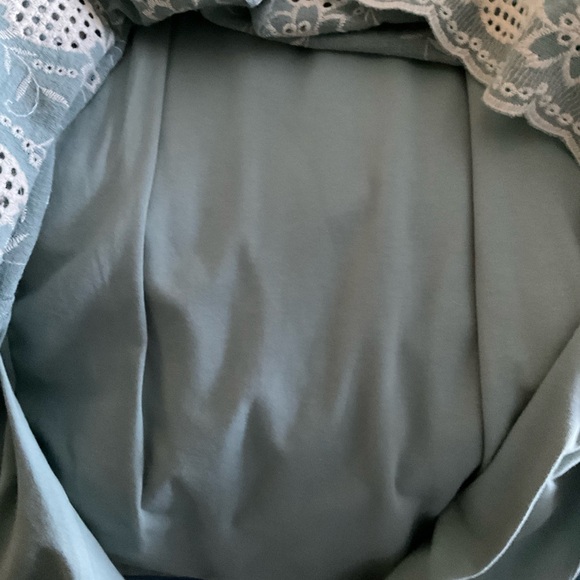 Dress - Picture 3 of 7